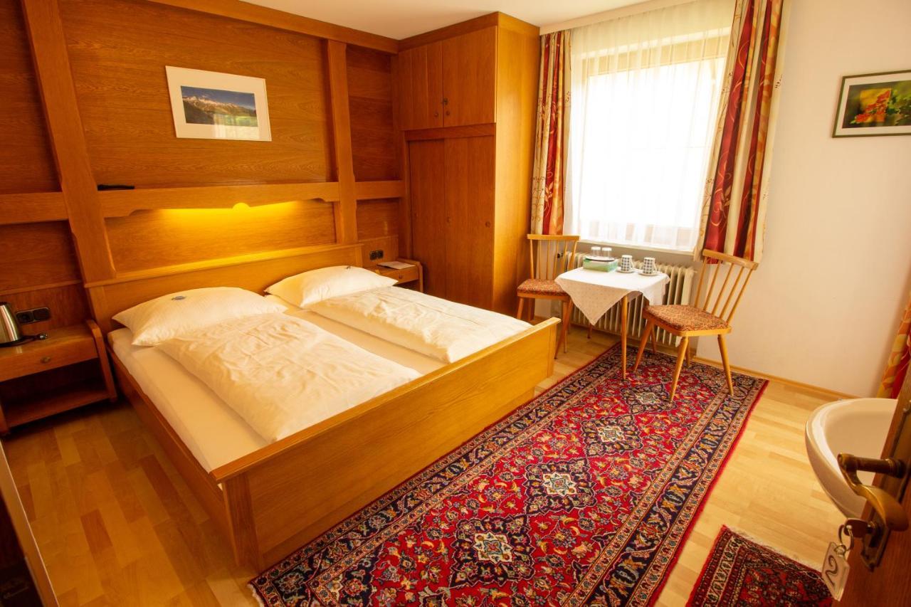 Haus Josef Bed & Breakfast Mayrhofen Luaran gambar