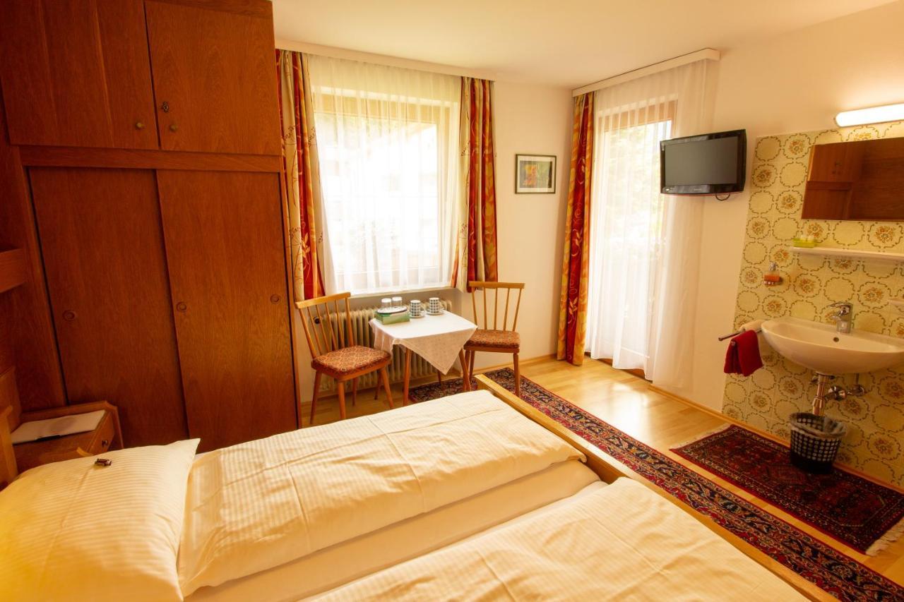 Haus Josef Bed & Breakfast Mayrhofen Luaran gambar