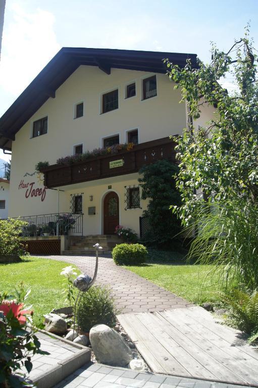 Haus Josef Bed & Breakfast Mayrhofen Luaran gambar