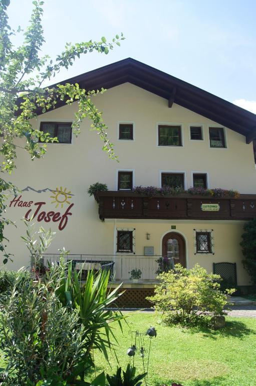 Haus Josef Bed & Breakfast Mayrhofen Luaran gambar